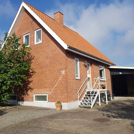 Villa Hus Til Stor Familie Bredebro Exterior foto