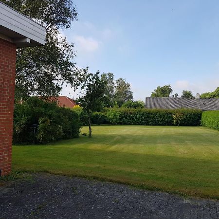 Villa Hus Til Stor Familie Bredebro Exterior foto