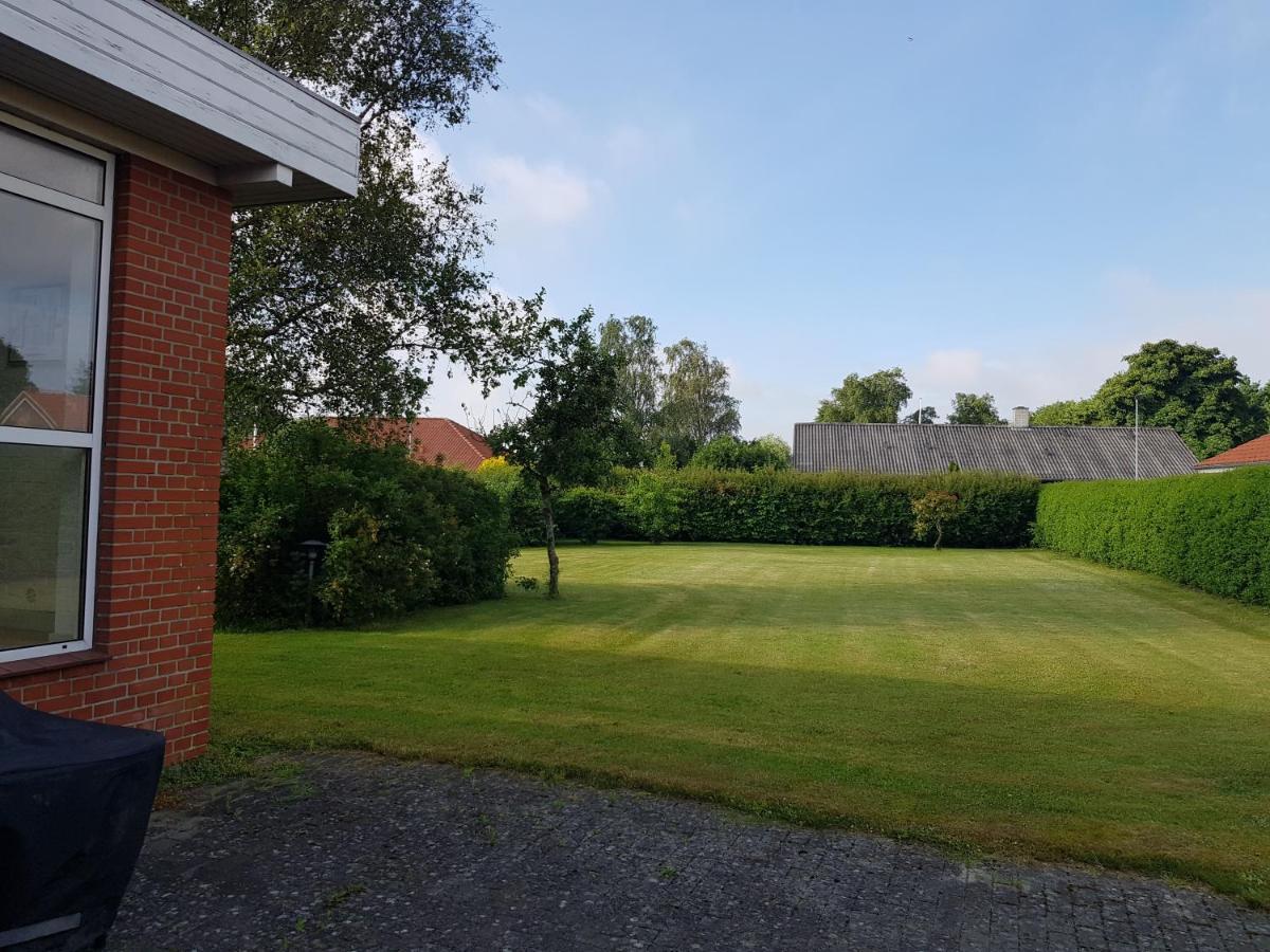 Villa Hus Til Stor Familie Bredebro Exterior foto